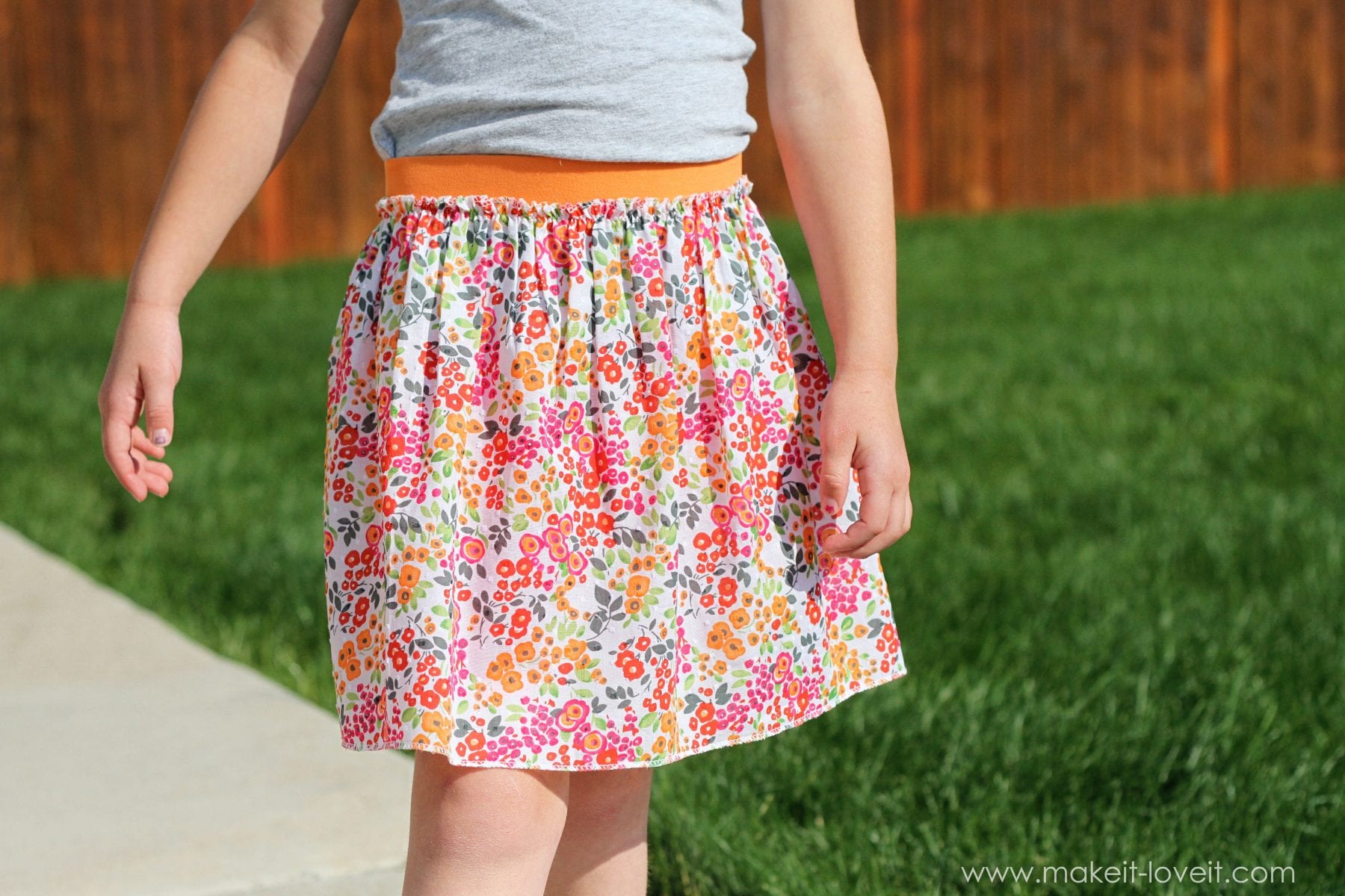 How to Make an Elastic Waistband Skirt