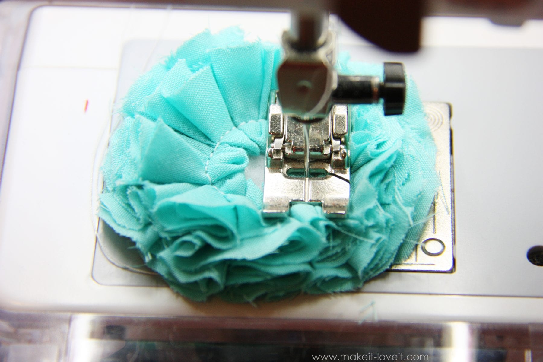 How to make soft felt flowers using your sewing machine! :) – oh