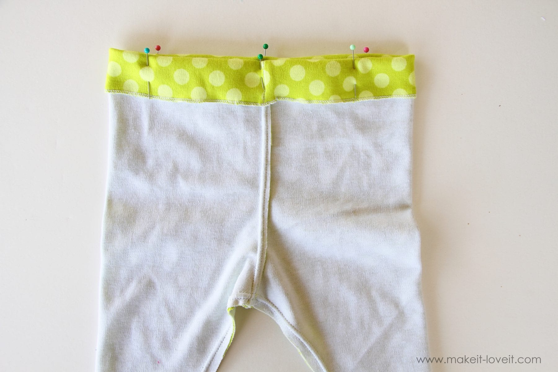 Easy & Simple Sew Leggings Tutorial With Free Printable Pattern