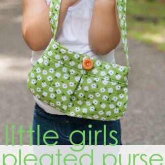 Little girl pleated purse…with button closure!